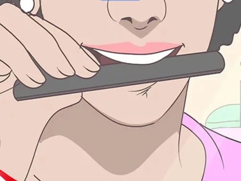 Sử dụng dũa mài để phục hồi răng cửa bị mẻ ít